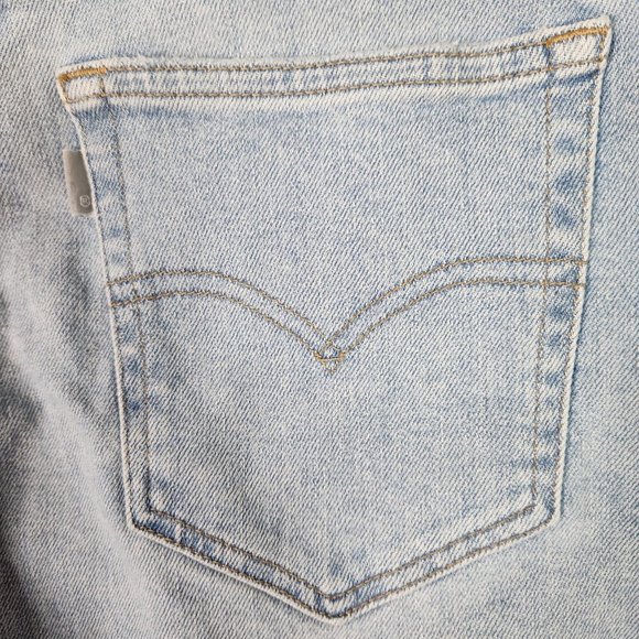 Levis Silver Tab Womens‎ High Waisted Mom Jean 31/27 Light Was Distressed NEW - Picture 8 of 16
